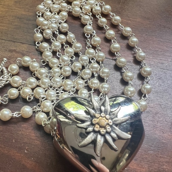Silver Heart Pendant Rosary Pearl Beaded Necklace - Picture 1 of 10